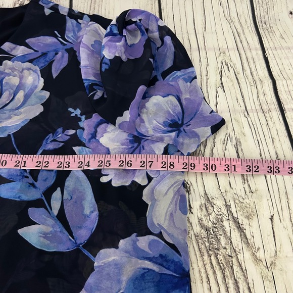 Susan Graver Womens 3X Blue Purple Floral Chiffon Overlay Blouse Short Sleeve - Picture 8 of 9